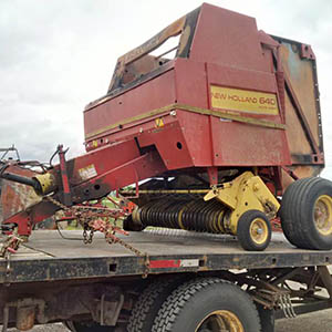 New Holland 640 baler for salvage parts