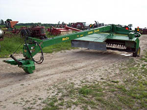 JD 946 moco salvage for parts